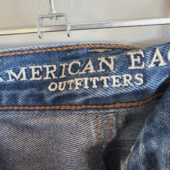 American Eagle Outfitters Women’s Straight Blue Mom Jeans - Picture 5 of 8